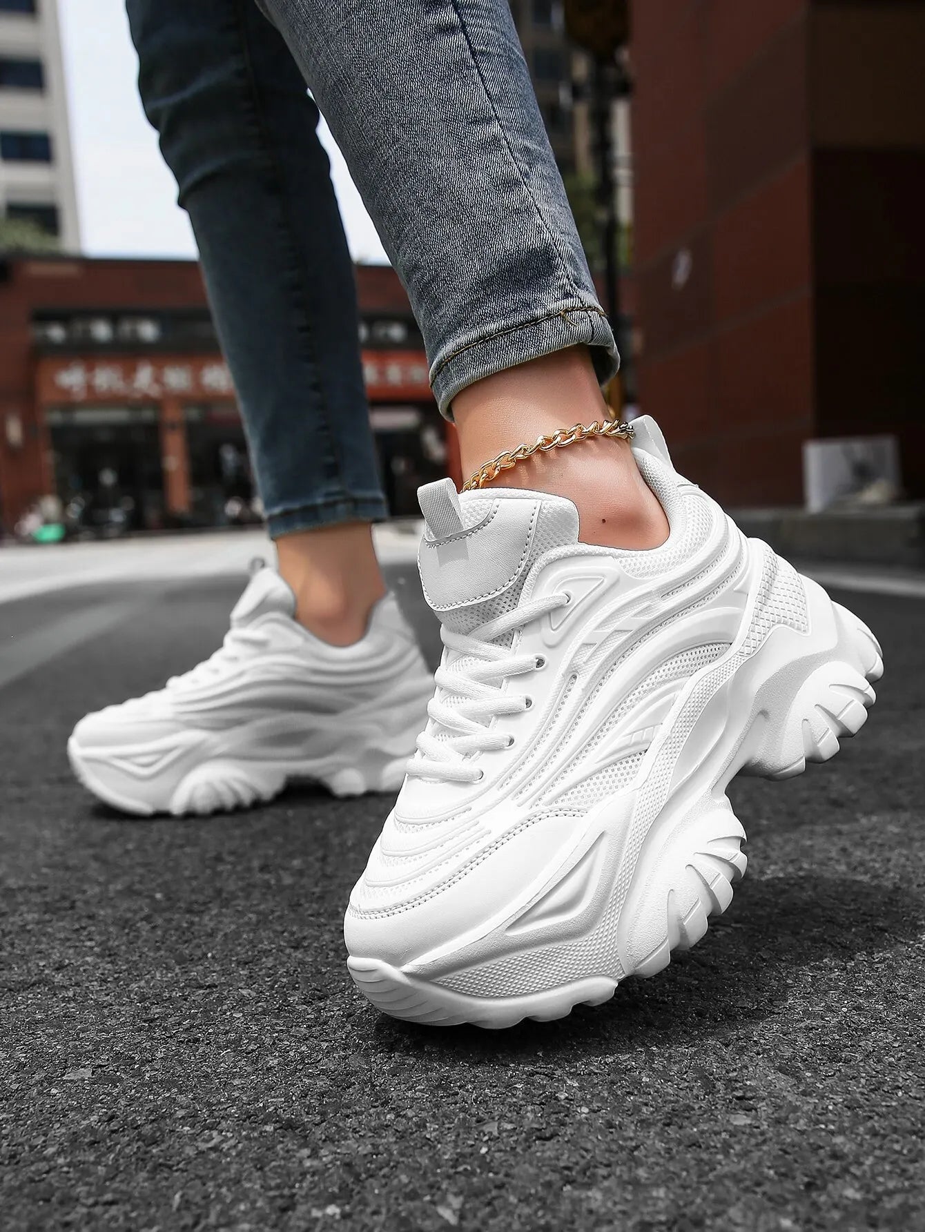 Women's Casual Sports Shoes Solid Color Ultra-light Height-increasing Running Shoes Comfortable and Versatile Daily Casual Shoes fem