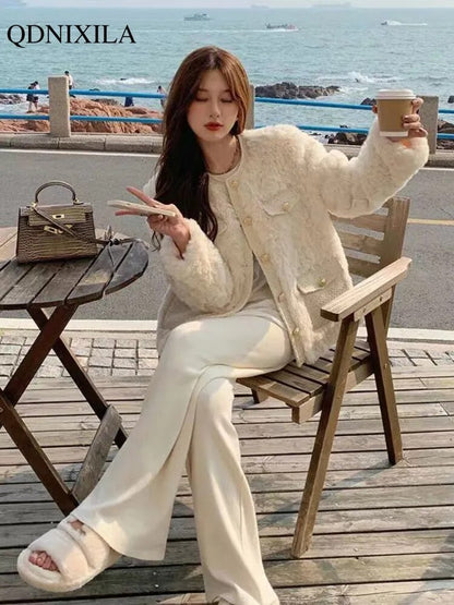 Women's jacket 2023 Winter New In Cold Outerwears Short Thickened Lamb Wool Korean Style Chic and Elegant Clothes Plush Loose Top